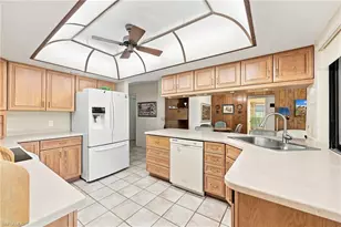 4651 West Blvd, Naples, FL 34103 - Photo 19