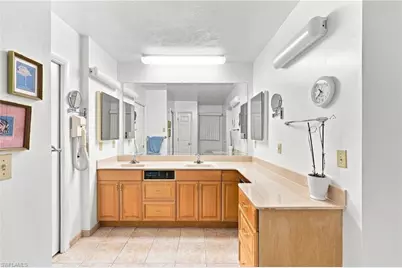 4651 West Blvd, Naples, FL 34103 - Photo 29