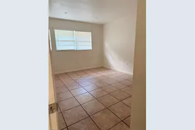 4290 Gulfstream Dr #12, Naples, FL 34112 - Photo 9