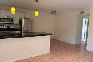 4290 Gulfstream Dr, Naples, FL 34112 - Photo 5