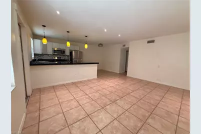 4290 Gulfstream Dr #12, Naples, FL 34112 - Photo 15