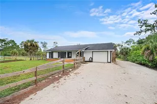 3691 4th Ave NE, Naples, FL 34120 - Photo 3