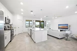 2352 Anguilla Dr, Naples, FL 34120 - Photo 11