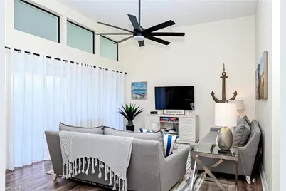 586 Beachwalk Cir #O-305, Naples, FL 34108 - Photo 7