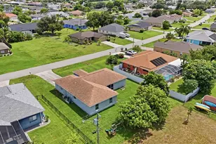 202 SW 11th Terrace, Cape Coral, FL 33991 - Photo 23