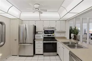 1086 Forest Lakes Dr, Naples, FL 34105 - Photo 23