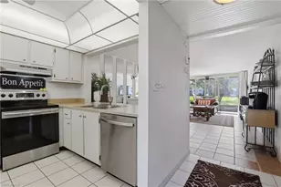 1086 Forest Lakes Dr, Naples, FL 34105 - Photo 17