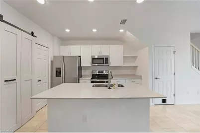 14053 Oviedo Pl, Fort Myers, FL 33905 - Photo 5