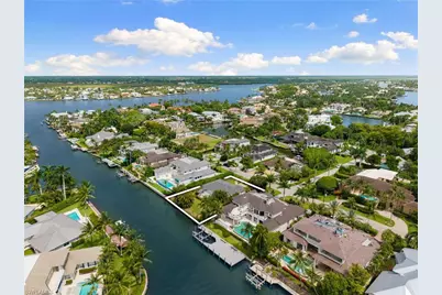 605 21st Ave S, Naples, FL 34102 - Photo 9