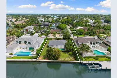 605 21st Ave S, Naples, FL 34102 - Photo 11