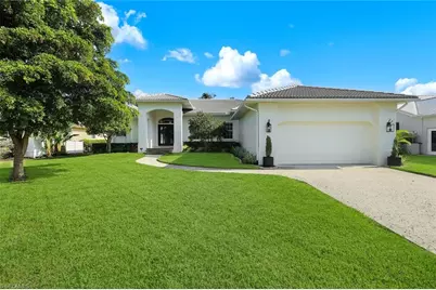 8748 S Lake Cir, Fort Myers, FL 33908 - Photo 1