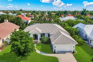 8748 S Lake Cir, Fort Myers, FL 33908 - Photo 3