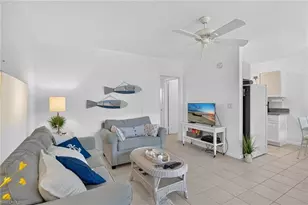 534 4th Ave S, Naples, FL 34102 - Photo 3