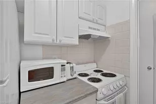 534 4th Ave S, Naples, FL 34102 - Photo 13