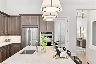 2935 Coco Lakes Dr, Naples, FL 34105 - Photo 11
