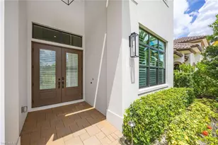 2935 Coco Lakes Dr, Naples, FL 34105 - Photo 3