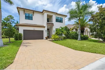 2935 Coco Lakes Dr, Naples, FL 34105 - Photo 1