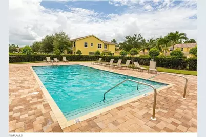 1400 Mariposa Cir #104, Naples, FL 34105 - Photo 15