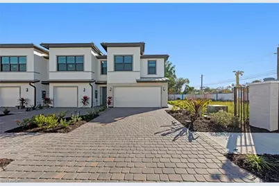 27818 Solis Grande Dr, Bonita Springs, FL 34135 - Photo 1