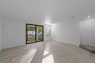 27828 Solis Grande Dr, Bonita Springs, FL 34135 - Photo 11
