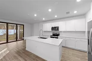 27832 Solis Grande Dr, Bonita Springs, FL 34135 - Photo 9