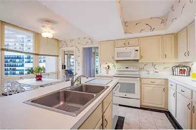 4051 Gulf Shore Blvd N #706, Naples, FL 34103 - Photo 5