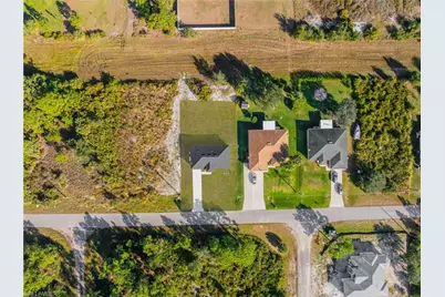 556 Woodview Dr, Lehigh Acres, FL 33972 - Photo 35