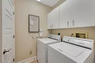 776 Willowbrook Dr, Naples, FL 34108 - Photo 9