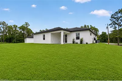 720 Bennington Dr, Lehigh Acres, FL 33974 - Photo 23