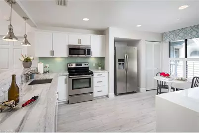 508 Courtside Dr #E203, Naples, FL 34105 - Photo 7