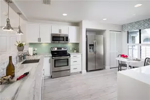 508 Courtside Dr, Naples, FL 34105 - Photo 7