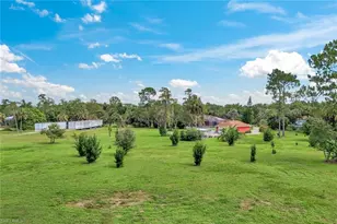360 16th Ave NW, Naples, FL 34120 - Photo 43