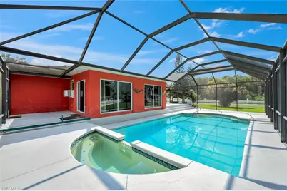360 16th Ave NW, Naples, FL 34120 - Photo 3