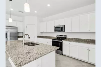 14996 Palamos Cir, Fort Myers, FL 33905 - Photo 3
