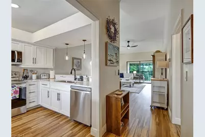 7300 Saint Ives Way #5301, Naples, FL 34104 - Photo 3