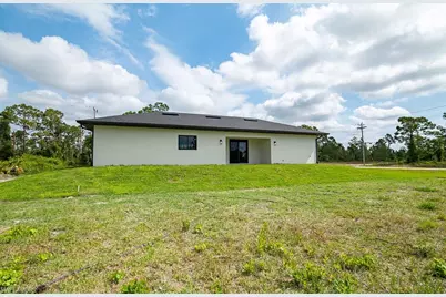 1160 Edelweiss St E, Lehigh Acres, FL 33974 - Photo 9
