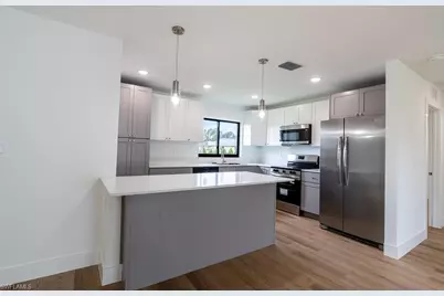 1160 Edelweiss St E, Lehigh Acres, FL 33974 - Photo 13