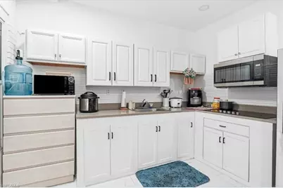 630 1st St SW, Naples, FL 34117 - Photo 21