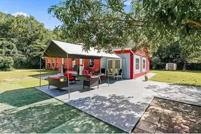 630 1st St SW, Naples, FL 34117 - Photo 25