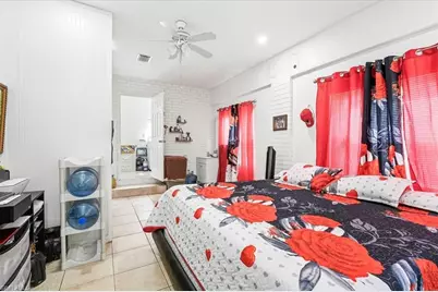 630 1st St SW, Naples, FL 34117 - Photo 23