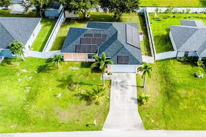 501 NE 24th Ter, Cape Coral, FL 33909 - Photo 7