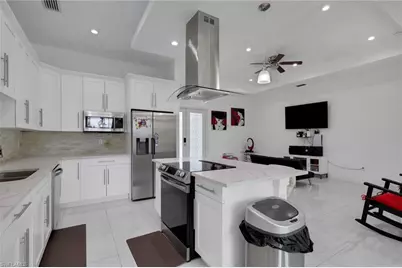 2530 22nd Ave NE, Naples, FL 34120 - Photo 11