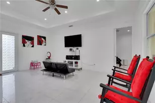 2530 22nd Ave NE, Naples, FL 34120 - Photo 5