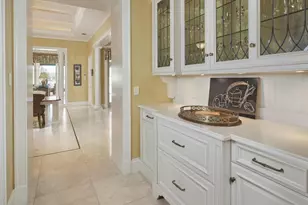 2129 Canna Ct, Naples, FL 34105 - Photo 7