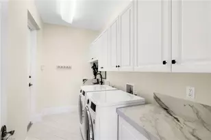 11011 Via Tuscany Ln, Miromar Lakes, FL 33913 - Photo 33