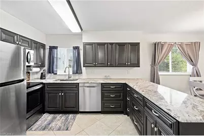 8135 Country Rd #103, Fort Myers, FL 33919 - Photo 3