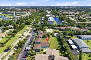8135 Country Rd, Fort Myers, FL 33919 - Photo 25