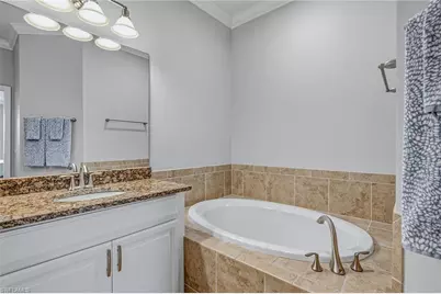 3153 Aviamar Cir #202, Naples, FL 34114 - Photo 15
