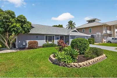 27115 Belle Rio Dr, Bonita Springs, FL 34135 - Photo 9