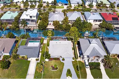 27115 Belle Rio Dr, Bonita Springs, FL 34135 - Photo 43